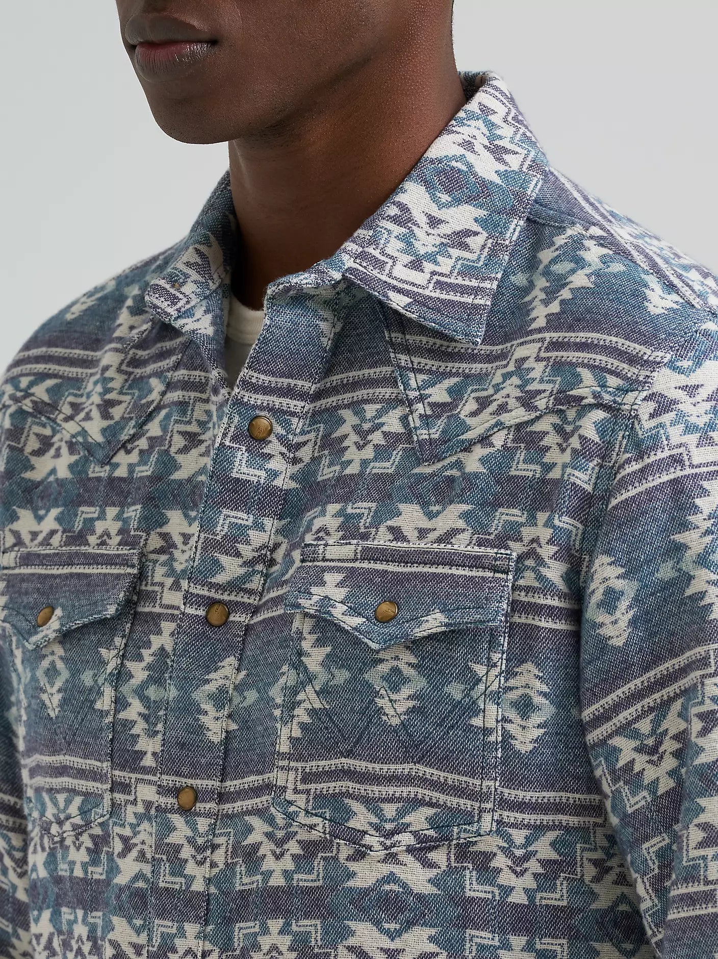 Retro Men's Jacquard Modern Fit Pearl Snap Wrangler