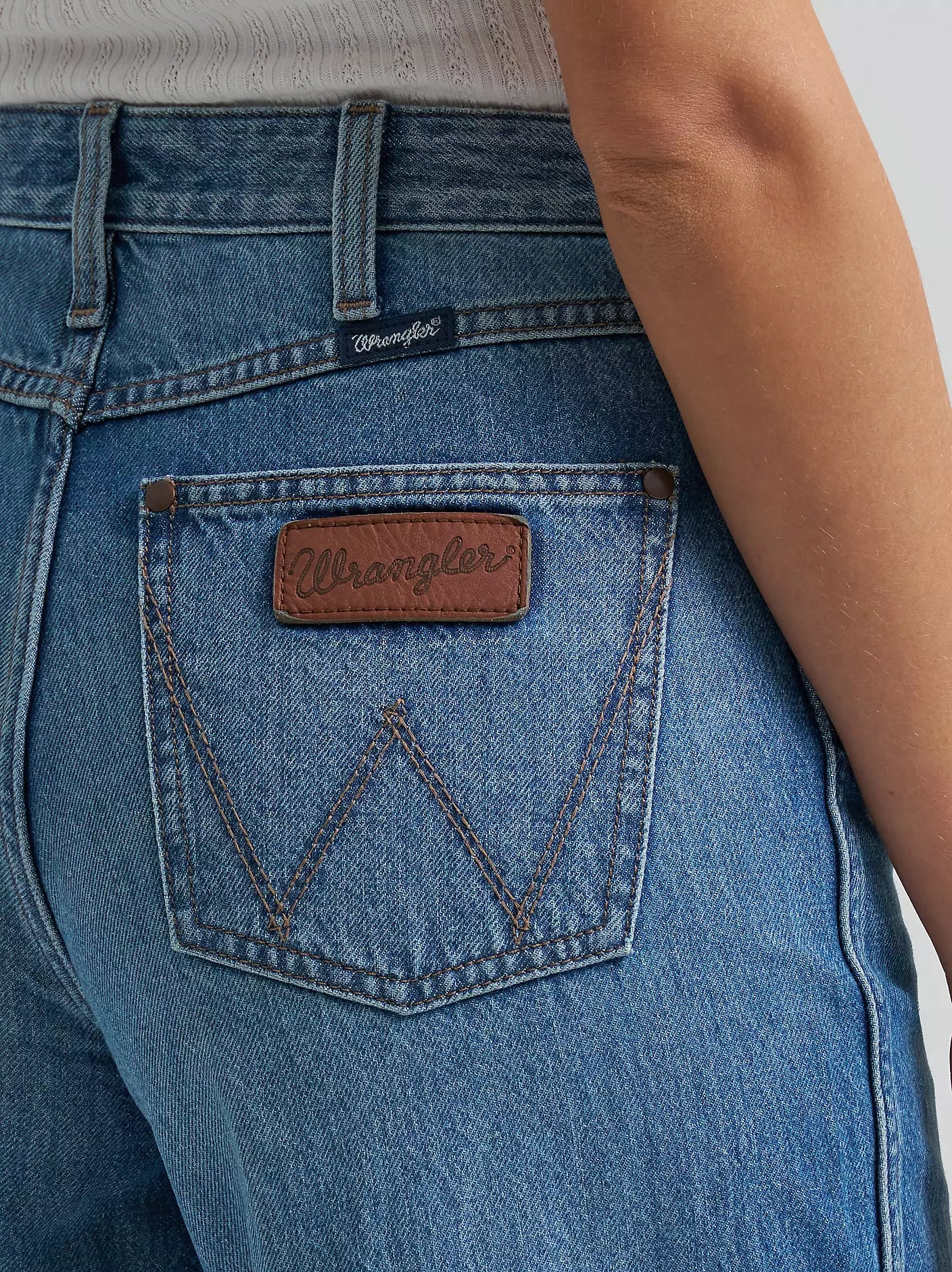 Women's Retro Bailey High Rise Cuffed Jeans Wrangler