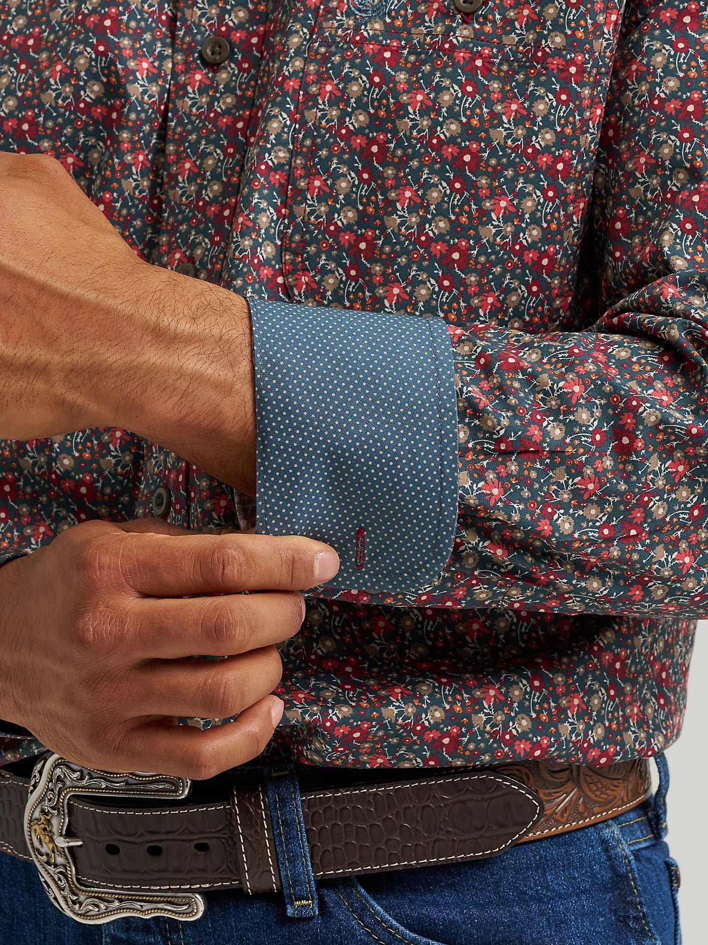 Button Down Men's George Strait Mallard Floral Wrangler