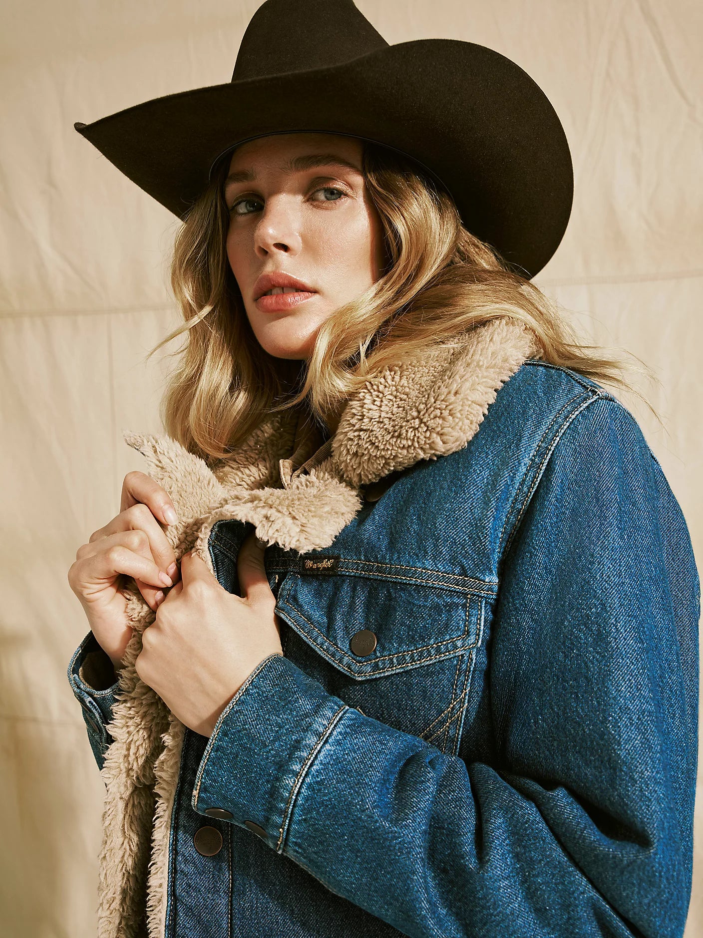 Women's Denim Sherpa Lined Range Coat Wrangler