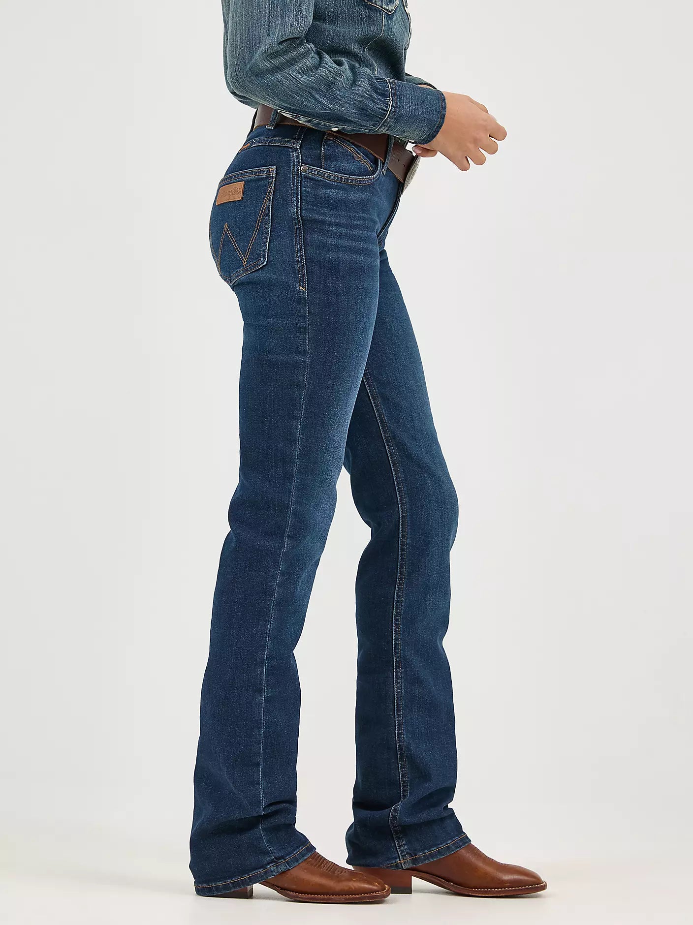 Jeans Women's Willow Dark Logo Wrangler