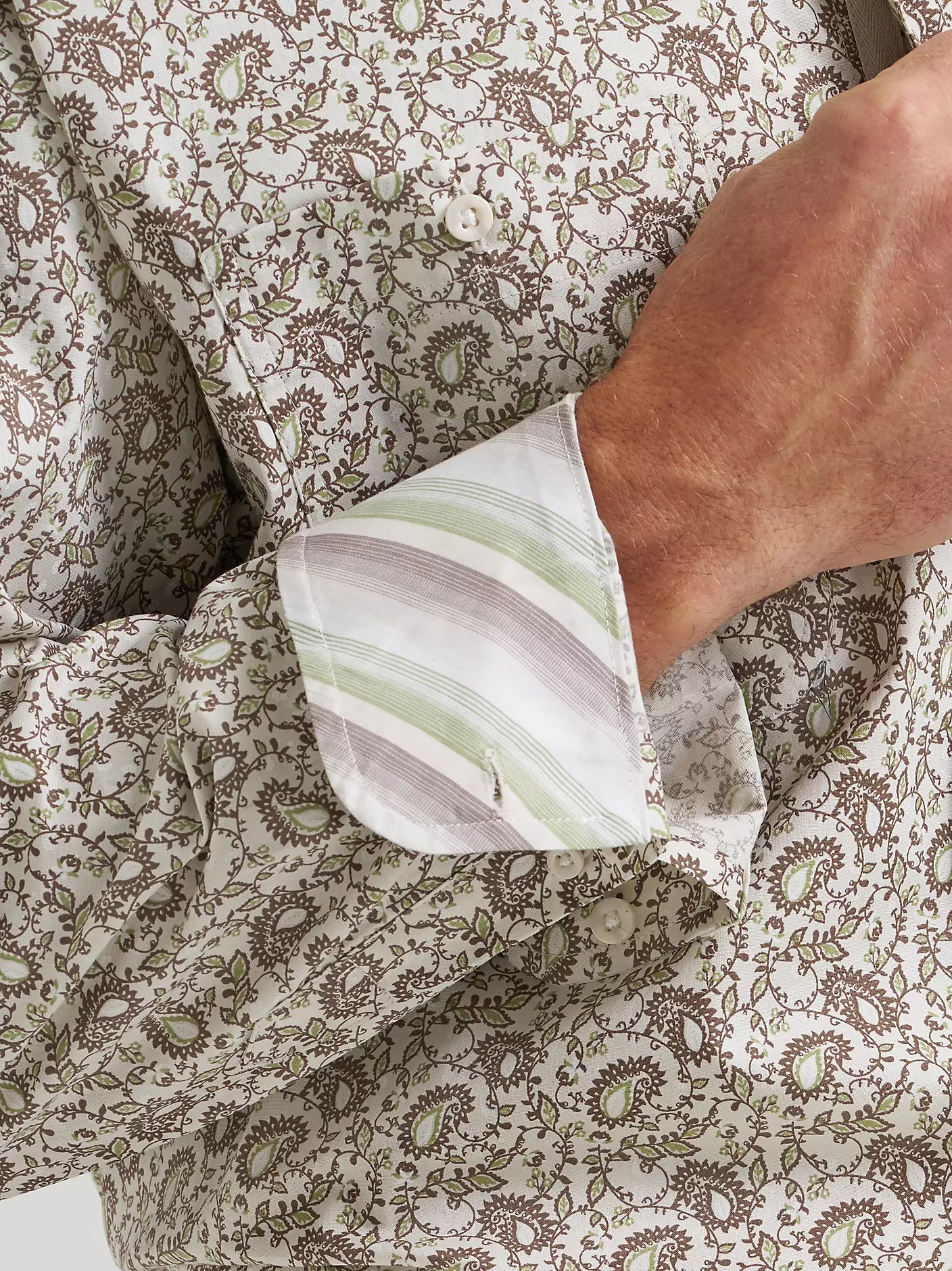Button Down Men's George Strait Paisley Vine Wrangler