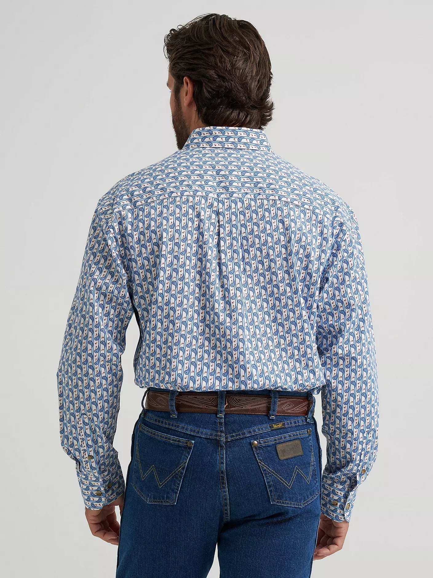 Button Down Men's George Strait Paisley Wrangler