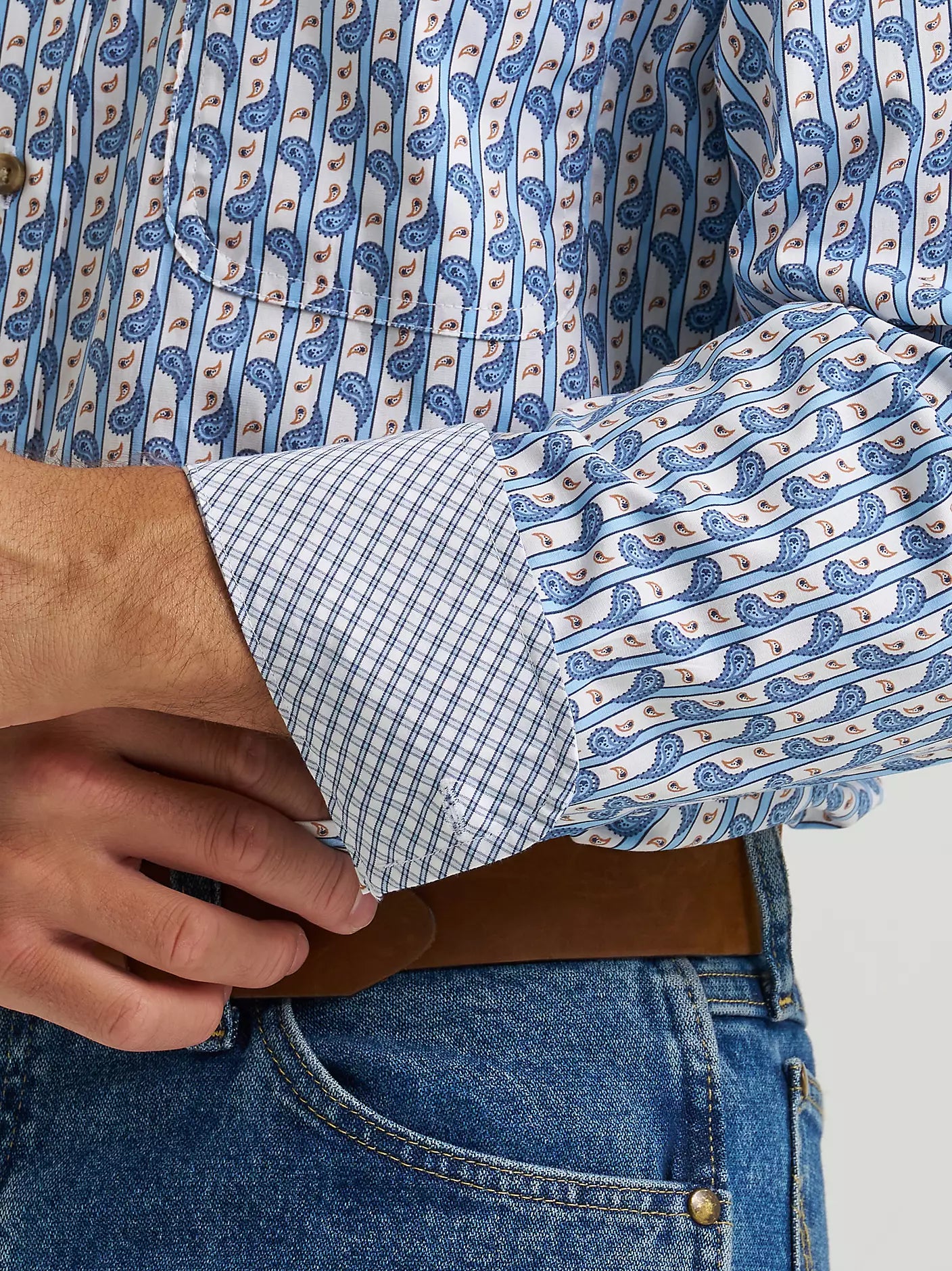 Button Down Men's George Strait Paisley Wrangler