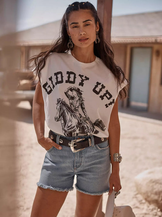 Lainey Wilson x Wrangler Giddy Up Tee