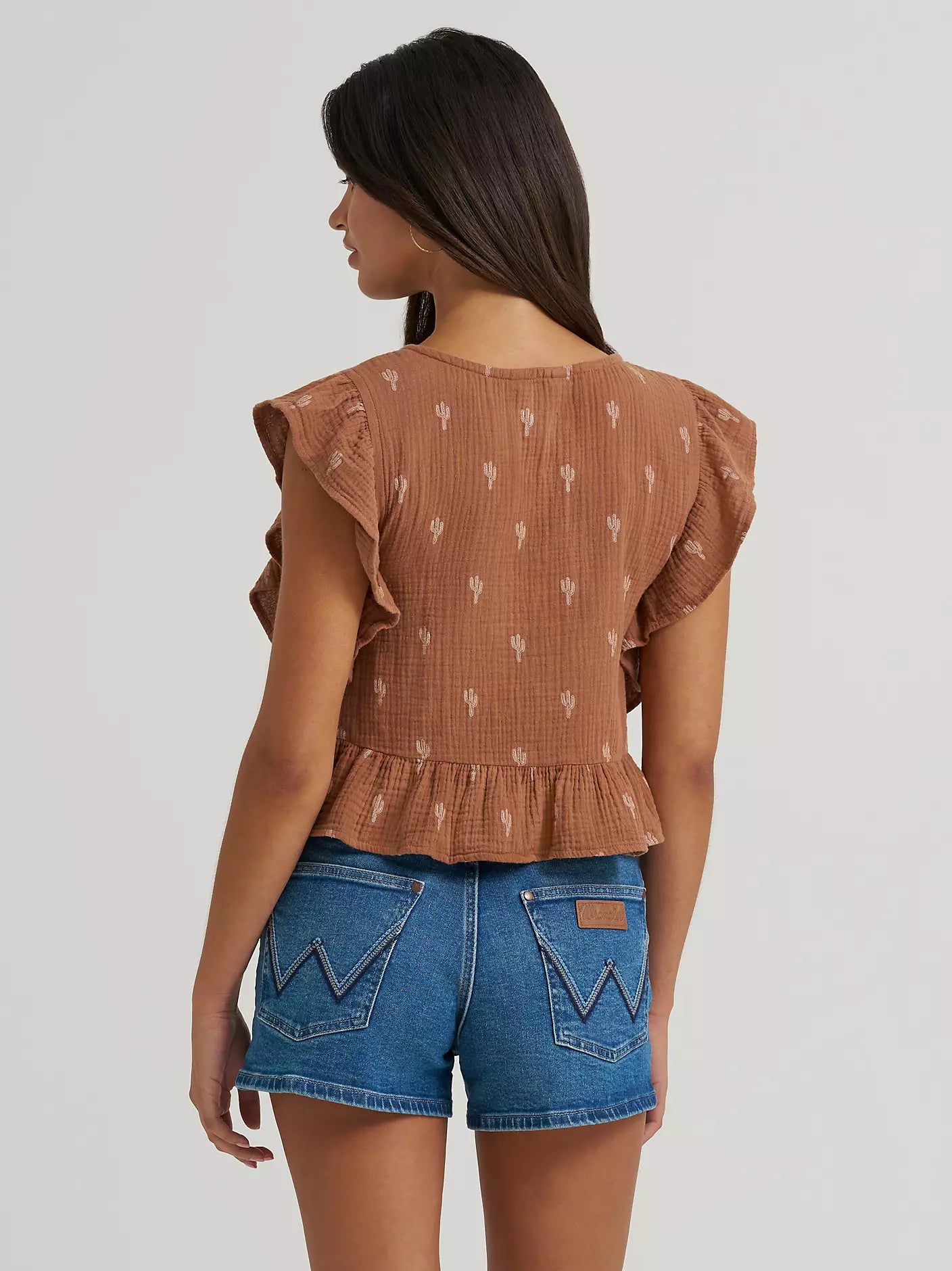 Women's Gauzy Flutter Sleeve Blouse Wrangler