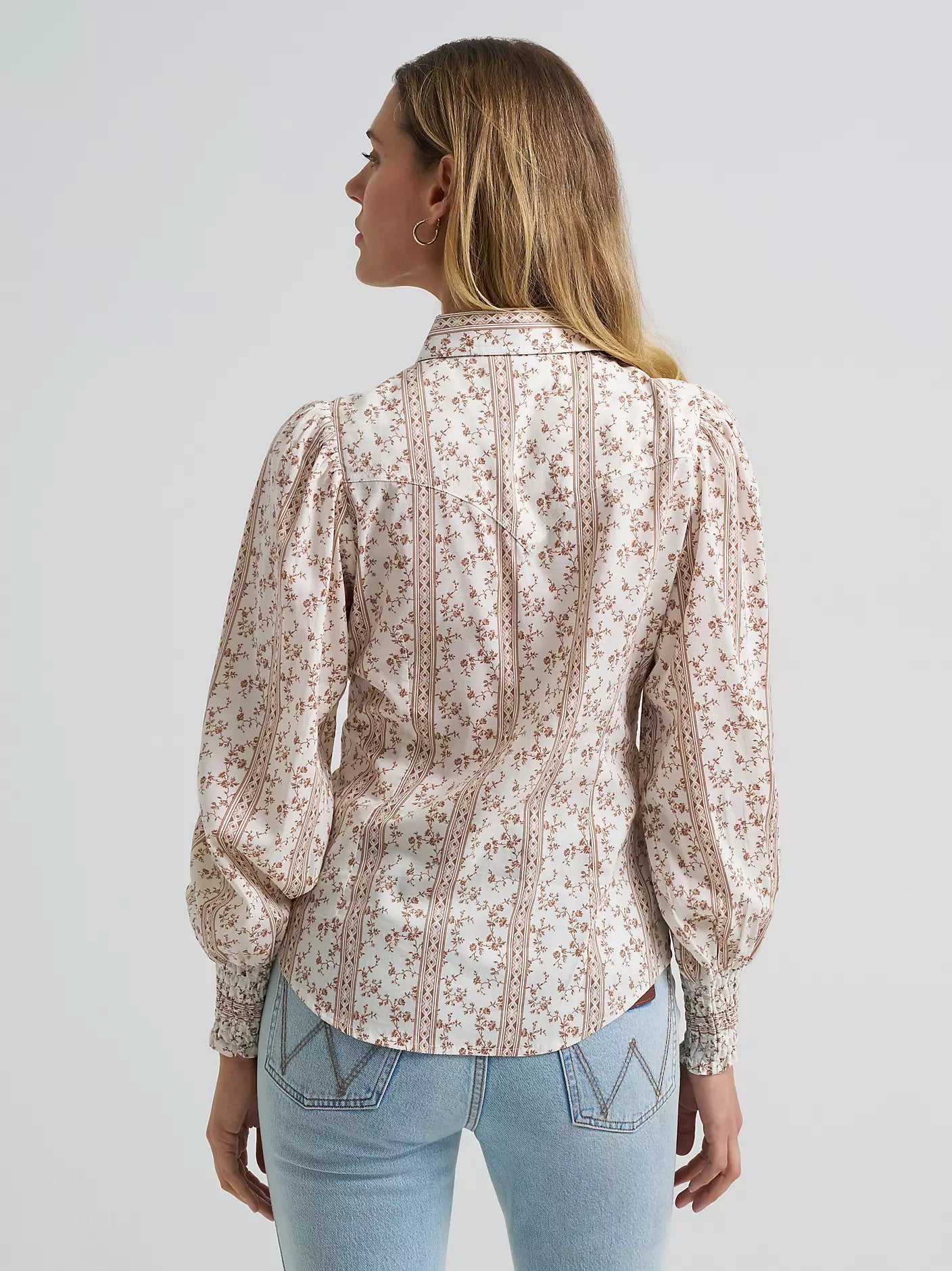 Women's Smocked Sleeve Pearl Snap Blouse Wrangler