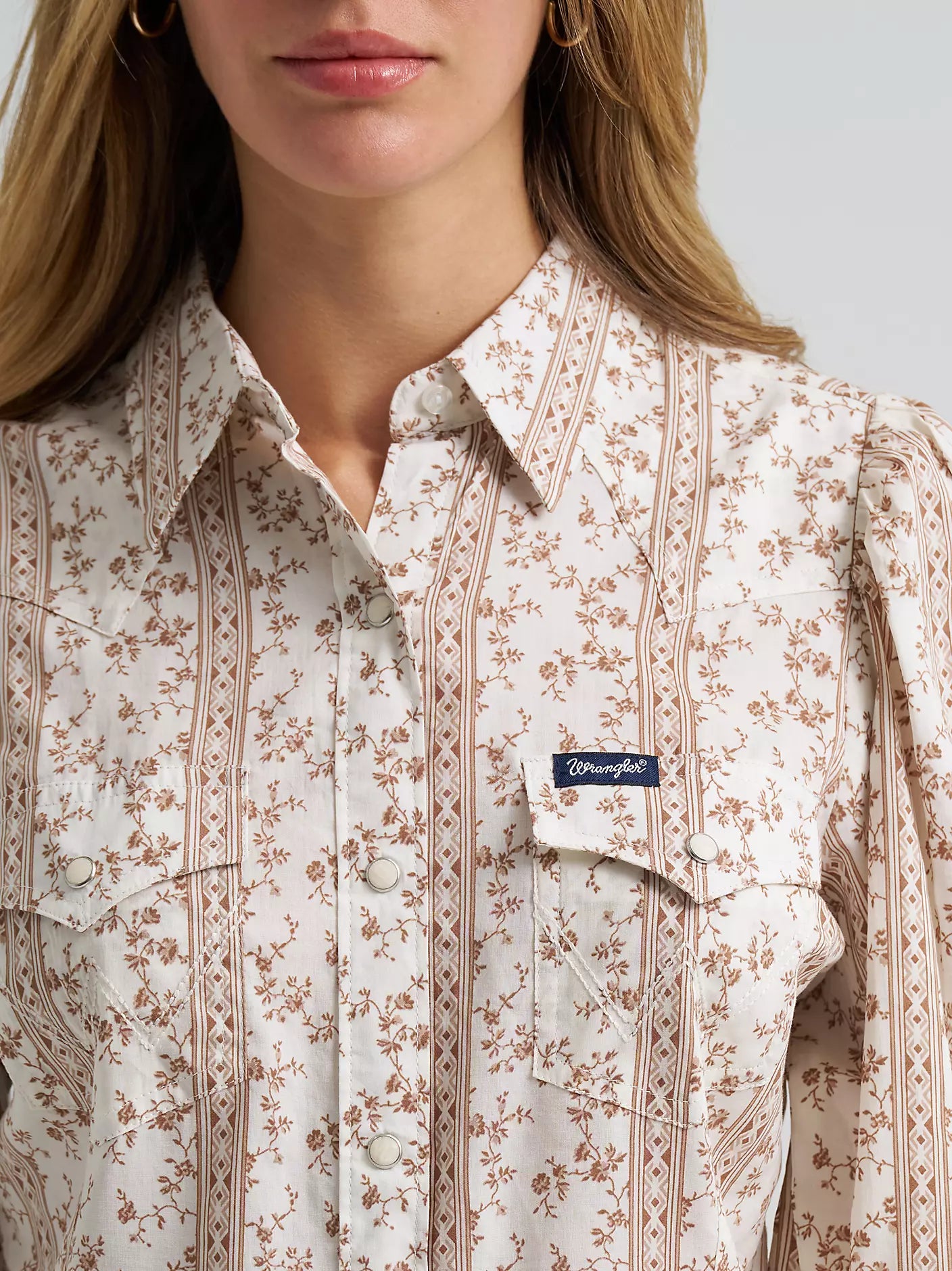 Women's Smocked Sleeve Pearl Snap Blouse Wrangler