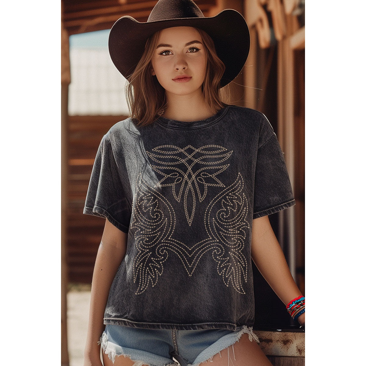 T-Shirt Women's Boot Stitch