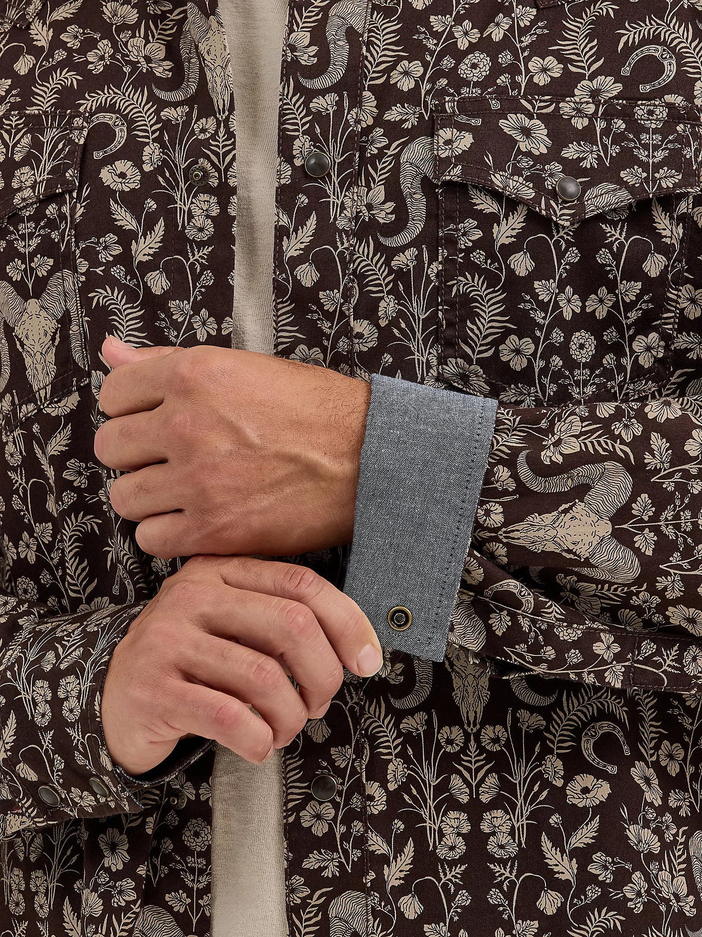 Pearl Snap Men's Retro Skull Floral Wrangler