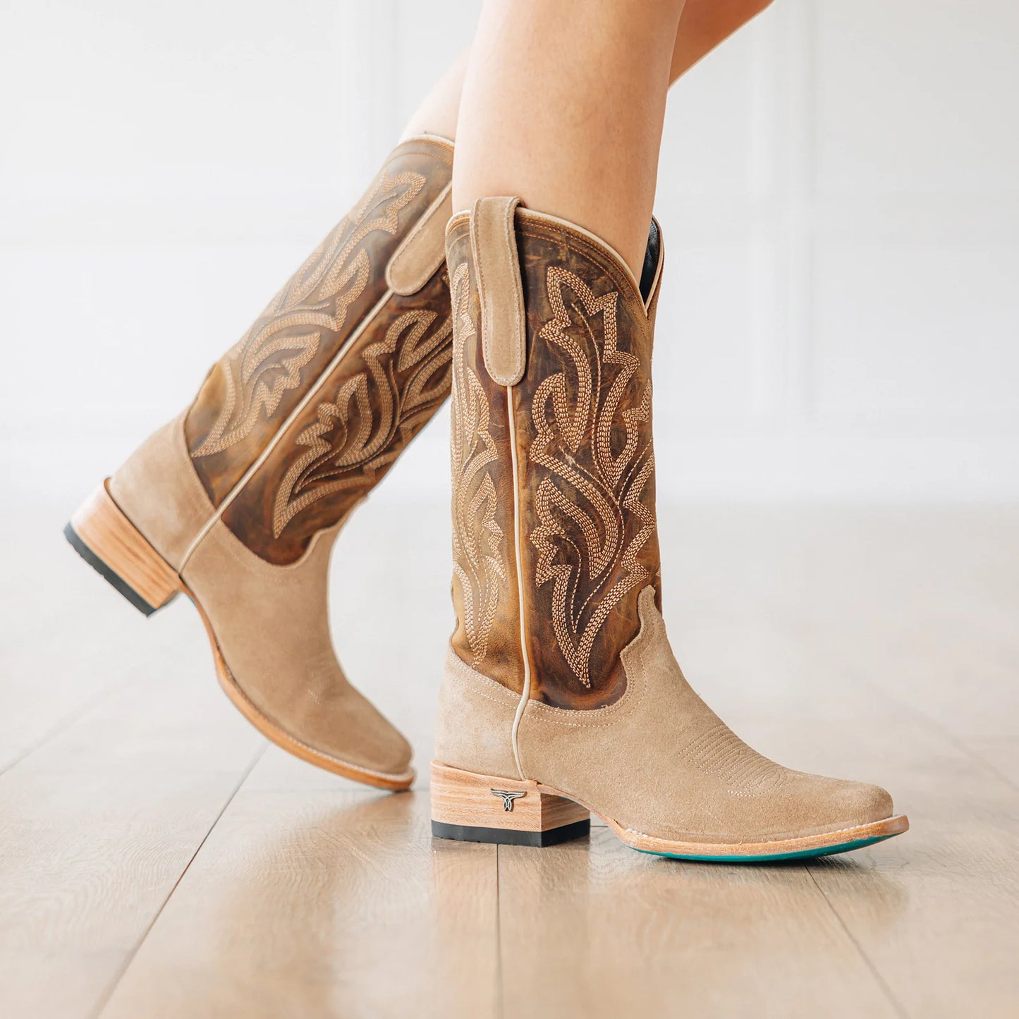 Boots Women's Saratoga Square Lane