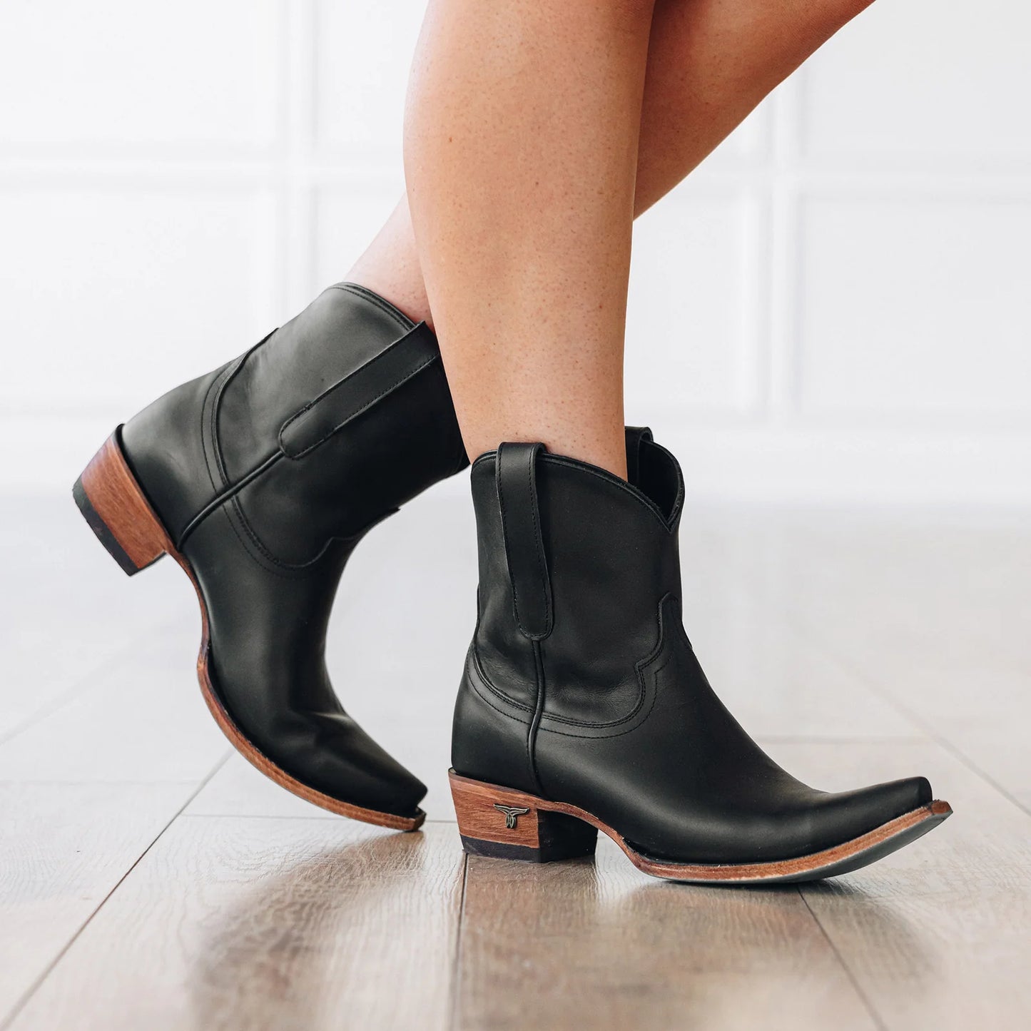 Boots Women's Emma Jane Bootie Lane